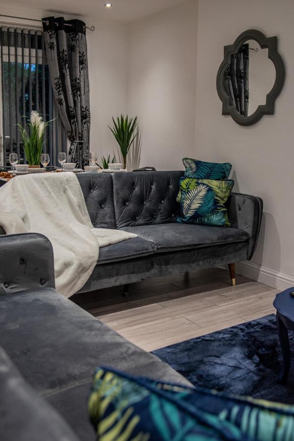 Bv Comfy Spacious 3 Bedroom House At Tatton Street Μάντσεστερ Εξωτερικό φωτογραφία