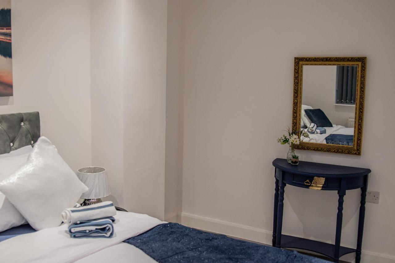 Bv Comfy Spacious 3 Bedroom House At Tatton Street Μάντσεστερ Εξωτερικό φωτογραφία